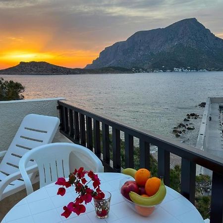 Pelagos Seafront Accommodation - George Myrties Esterno foto