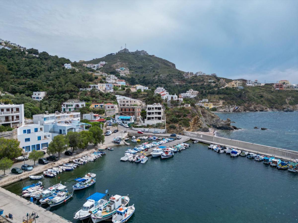 Pelagos Seafront Accommodation - George Myrties Esterno foto