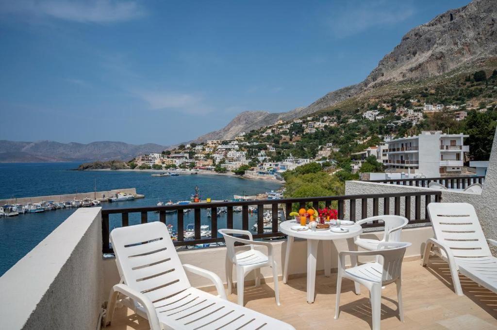 Pelagos Seafront Accommodation - George Myrties Esterno foto